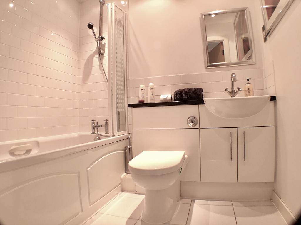 Luxurious Providence Apartment Maidenhead Exterior photo